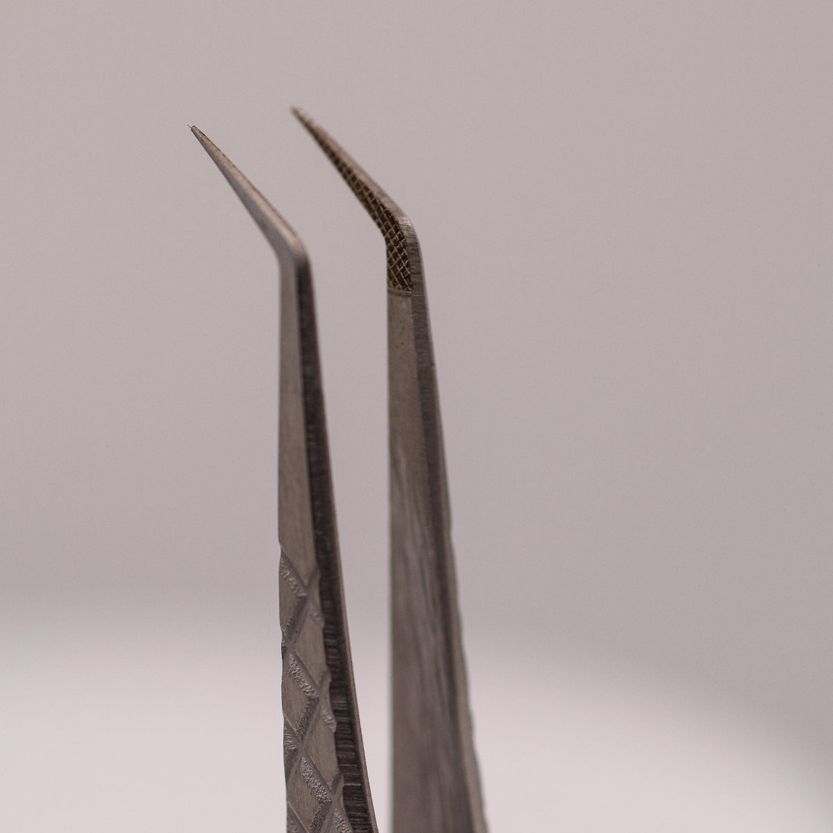 Angled Fibre Grip Volume Tweezers Silver or Pink